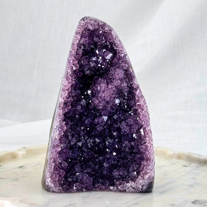 Amethyst Cave – Peace, Calm & Spiritual Growth