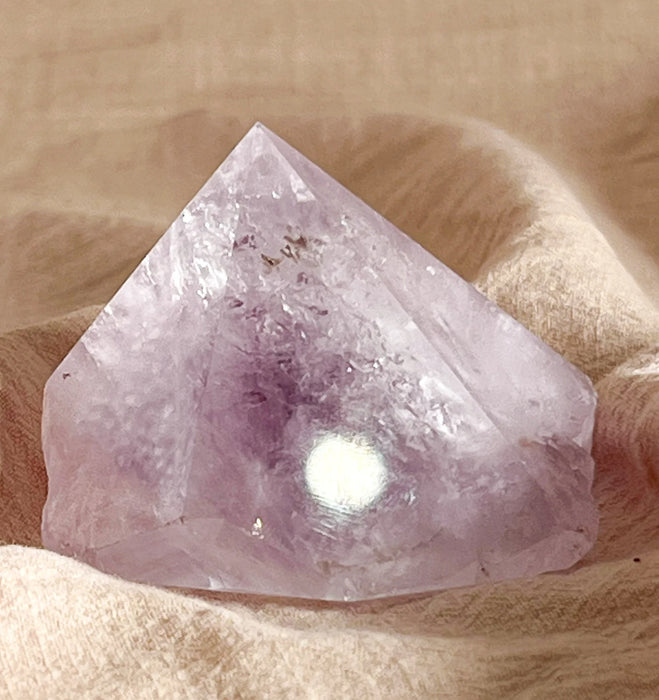 Amethyst Crystal Points – Wisdom, Intuition & Spiritual Healing
