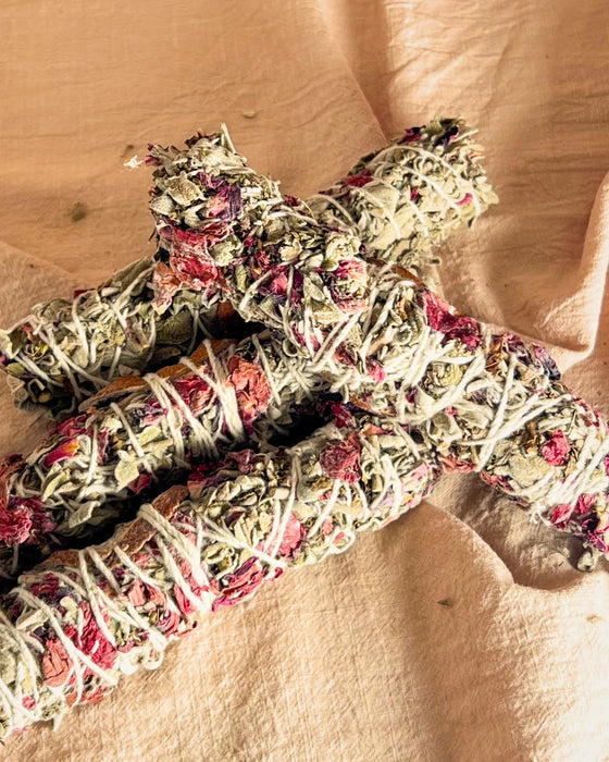 Sage + Lavender + Rose Petals – For Love & Emotional Balance