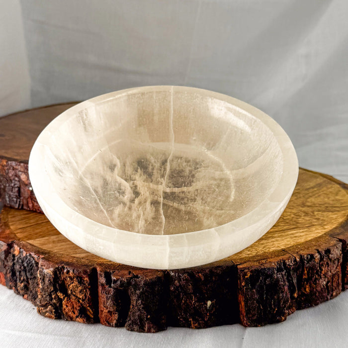 Selenite Charging Bowl – Cleansing & Charging Crystals