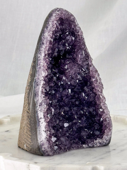 Amethyst Cave – Peace, Calm & Spiritual Growth